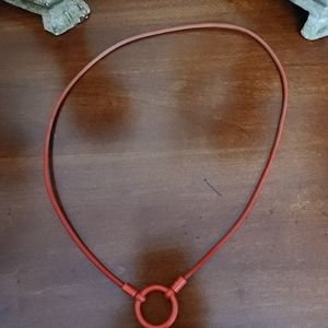 Sports LA Loop necklace red